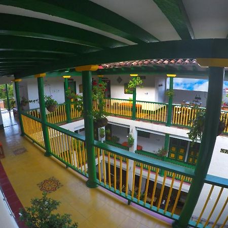 Hotel Vegas Del Rio Támesis Eksteriør billede
