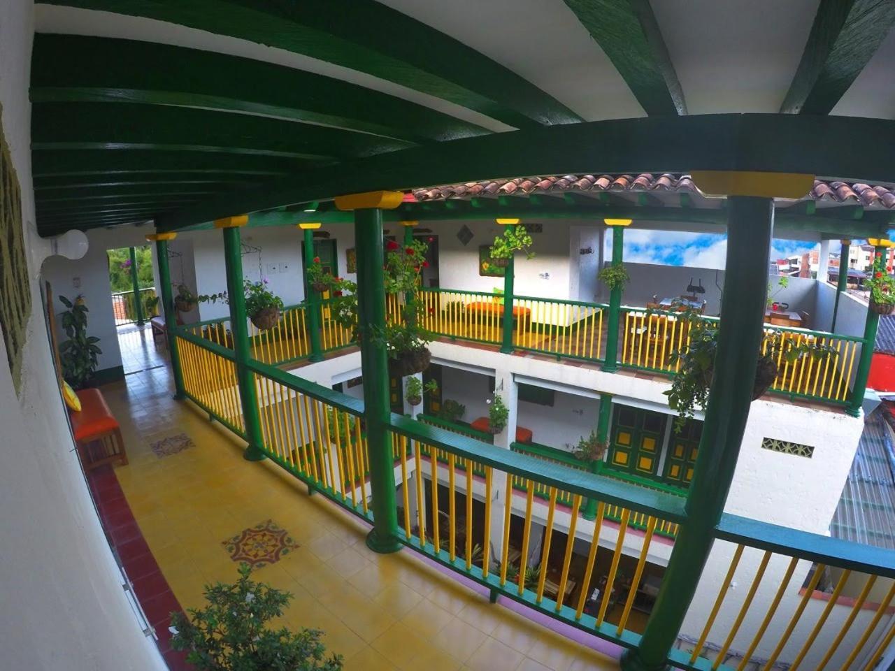 Hotel Vegas Del Rio Támesis Eksteriør billede