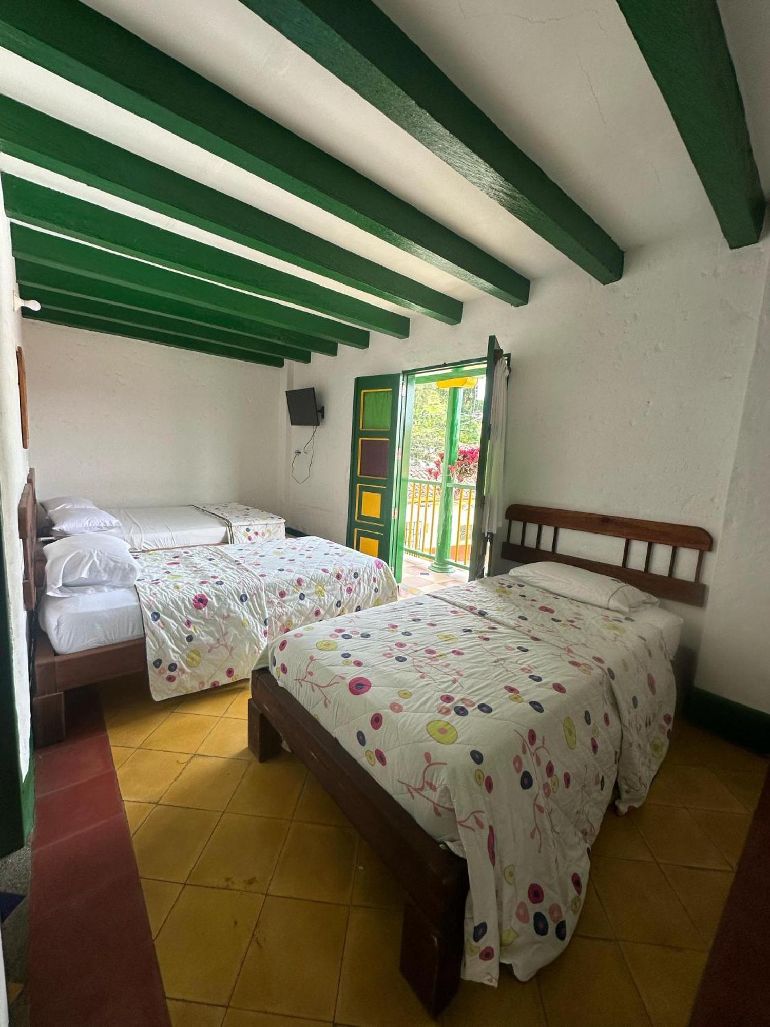 Hotel Vegas Del Rio Támesis Eksteriør billede