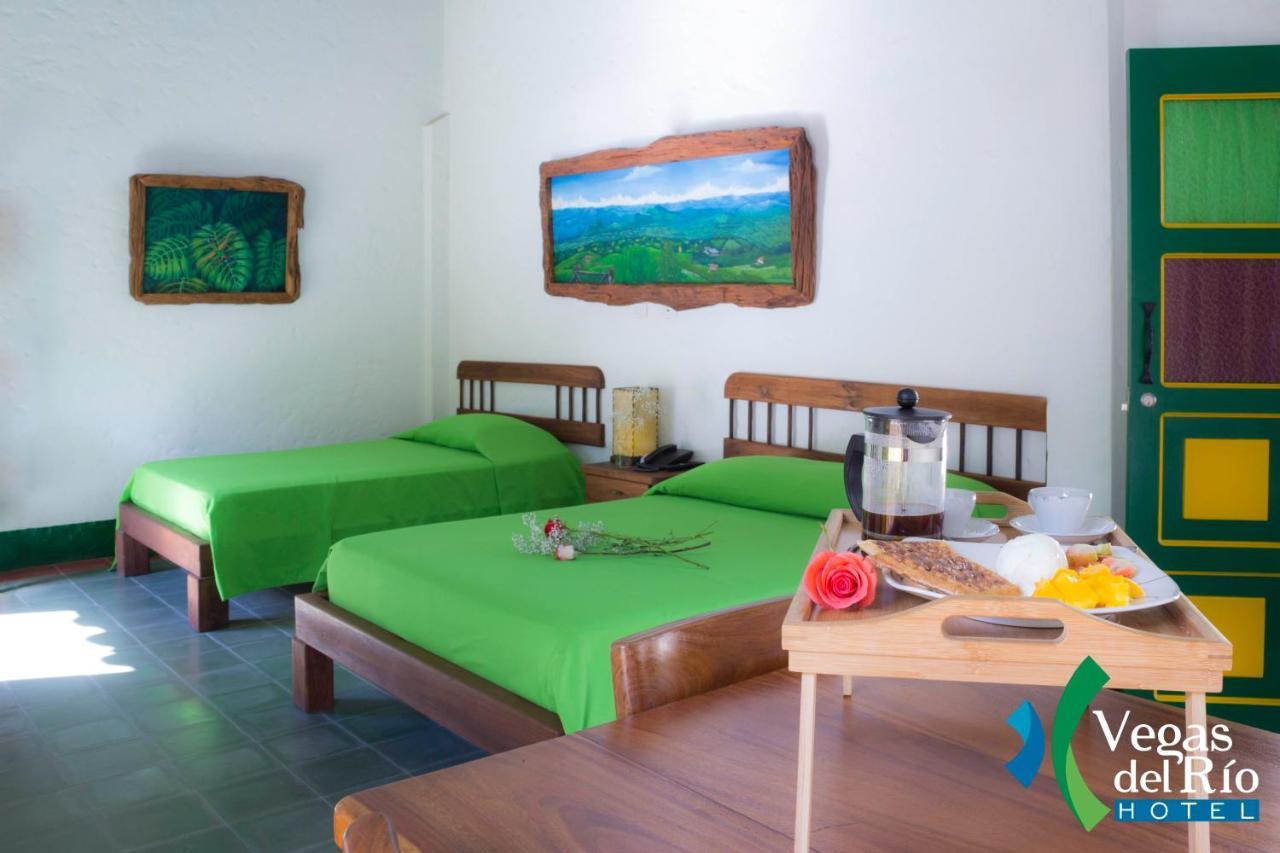 Hotel Vegas Del Rio Támesis Eksteriør billede