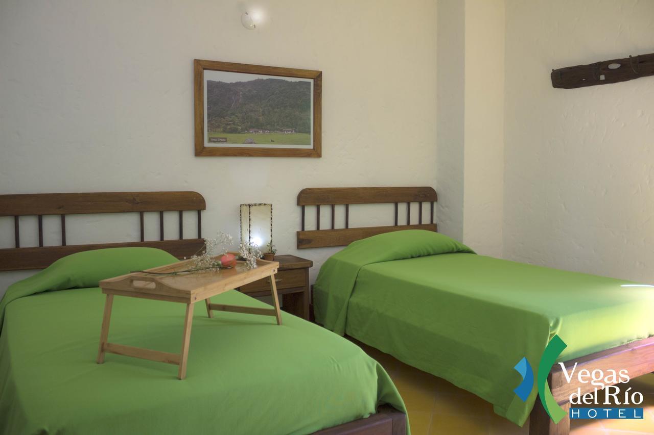 Hotel Vegas Del Rio Támesis Eksteriør billede