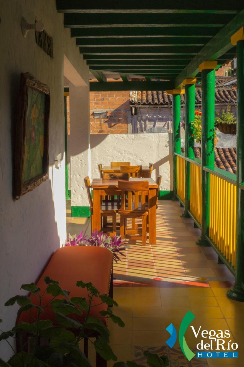 Hotel Vegas Del Rio Támesis Eksteriør billede